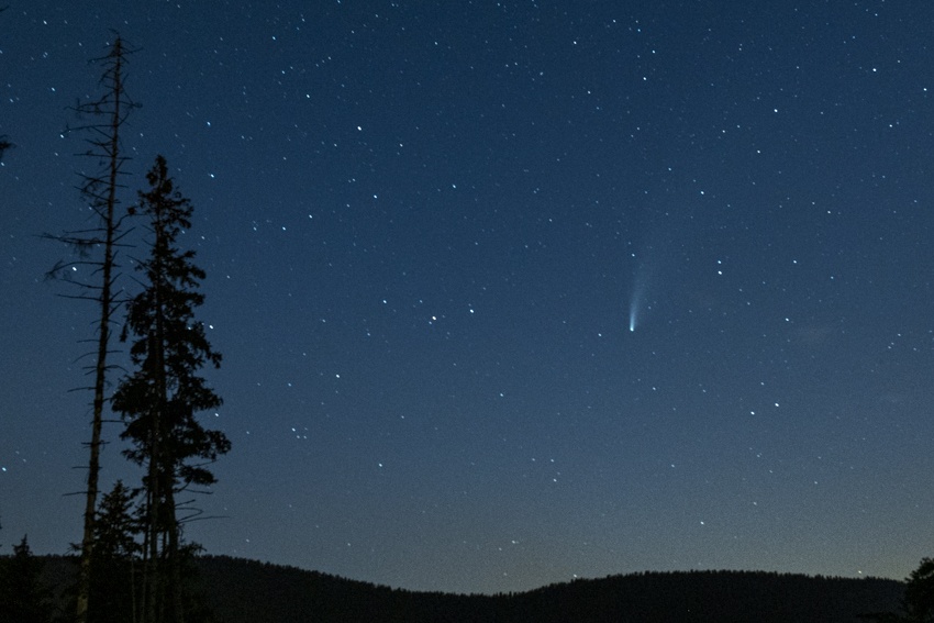 La comète NeoWise dans le ciel du Vercors